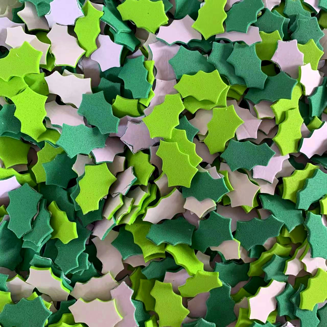 100PCS Christmas wreath leaes  - Art Craft Winter review and price